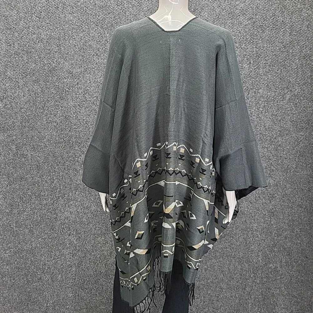 Indigo Thread Co One Size Aztec Printed Fringed Reversible Blanket Wrap Cardigan